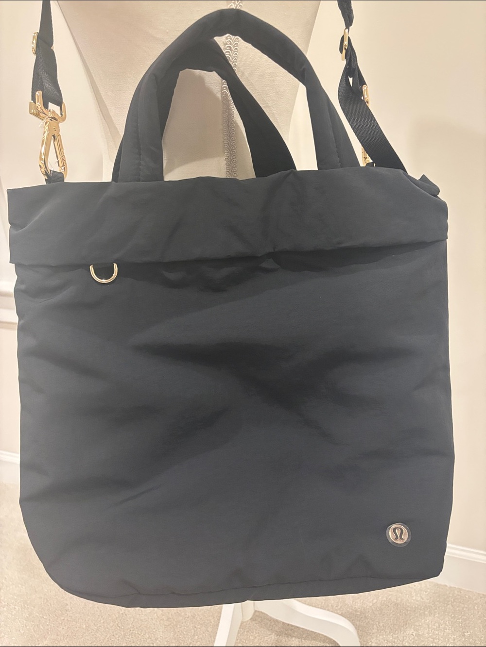 Lululemon gym bag/tote - Picture 2 of 4